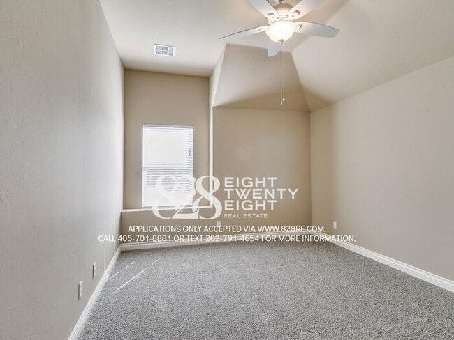 Building Photo - Roommates Not Working Out? 4 Bed/2 Bath Home Near OU Campus Available NOW! (Not Preleasing for 2027)