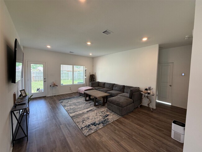 Building Photo - 2830 Paradise Rdg Wy