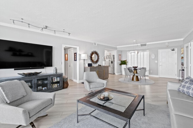 Building Photo - 2774 S Ocean Blvd