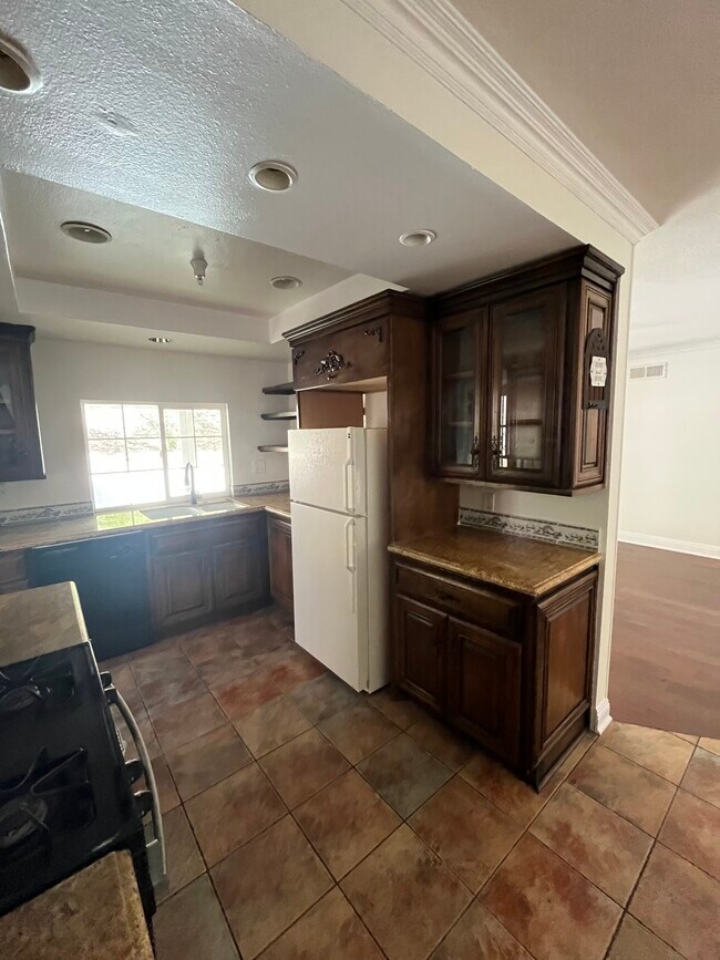 Building Photo - 12727 Shenley St