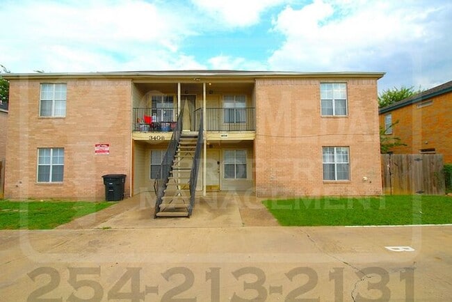 Primary Photo - 3408 Barcelona Dr