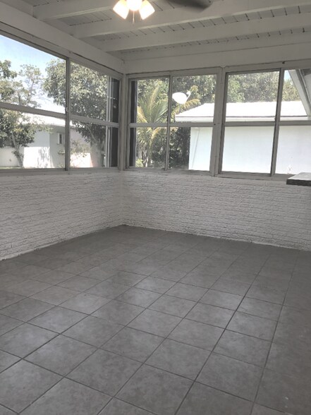 Building Photo - 8409 NW 59th Ct