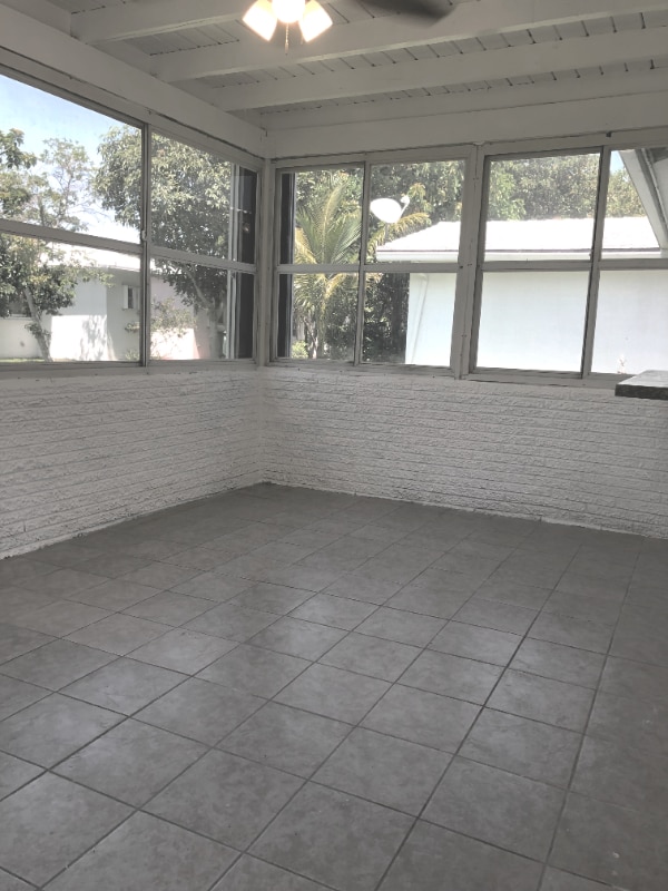 Building Photo - 8409 NW 59th Ct