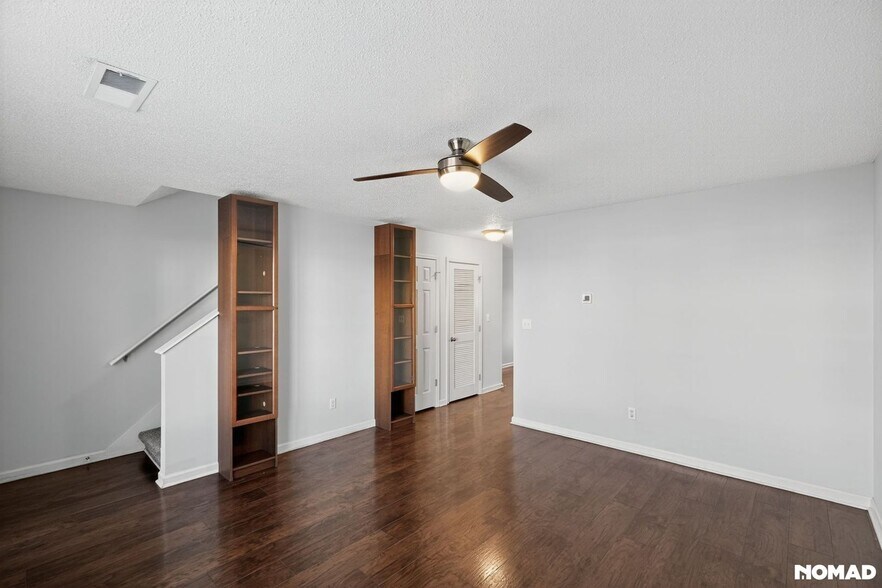 Building Photo - 38 Princeton Glen Ct