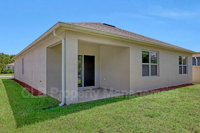 Building Photo - 165 Birch Tree Pl