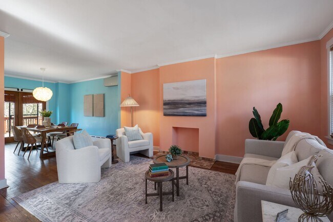 Building Photo - **Price reduction** Spacious 3-Bedroom Hom...
