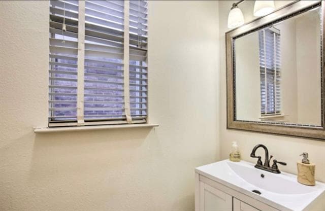 Building Photo - 1805 Arbor Creek Dr