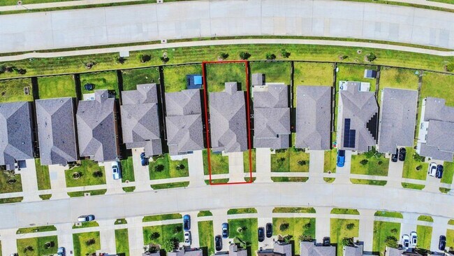 Building Photo - 931 Barstow Dr