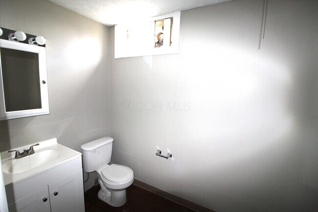 Building Photo - 2928 Landon Dr