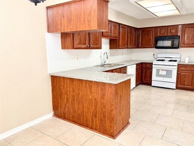 Building Photo - 4122 Baynard Dr
