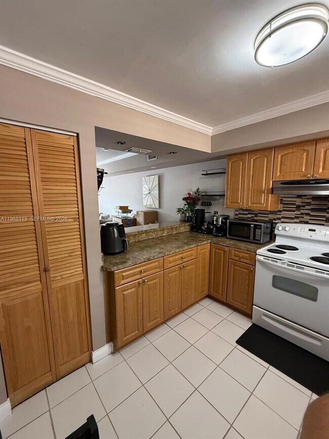 Building Photo - 14903 SW 80th St