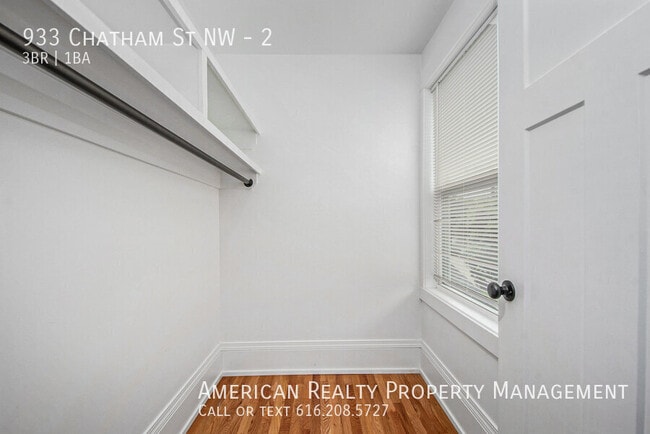 Building Photo - 933 Chatham St NW