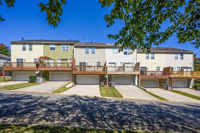 Building Photo - 1431 Bay Overlook Dr