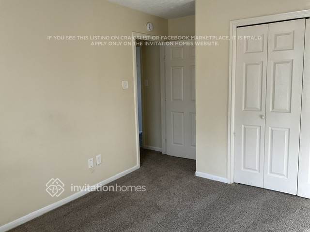 Building Photo - 14423 Sun Harbor Dr