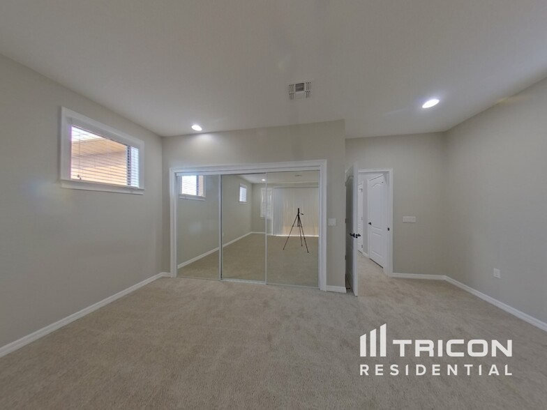 Building Photo - 4257 Foxhound Dr
