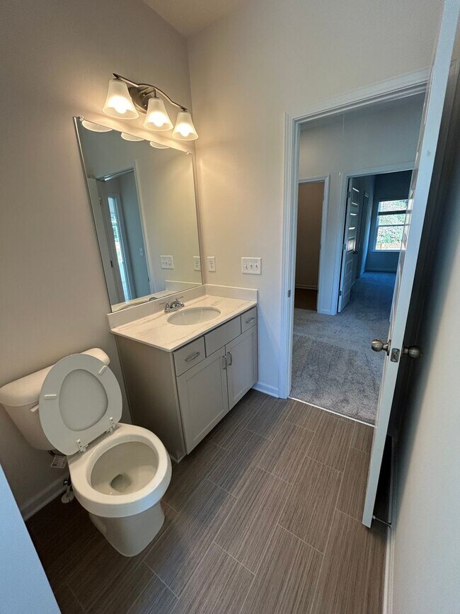 Building Photo - New 4/2.5 House in Longbrook $1,995