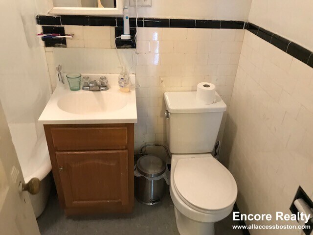 Building Photo - 1375 Commonwealth Ave