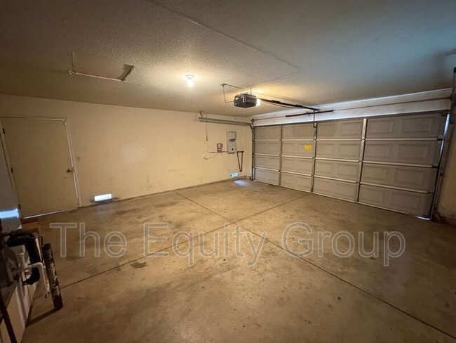 Building Photo - 1195 Santa Cruz Ave