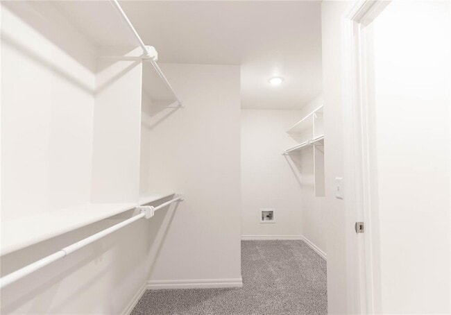 Building Photo - 8708 Poppey Pl