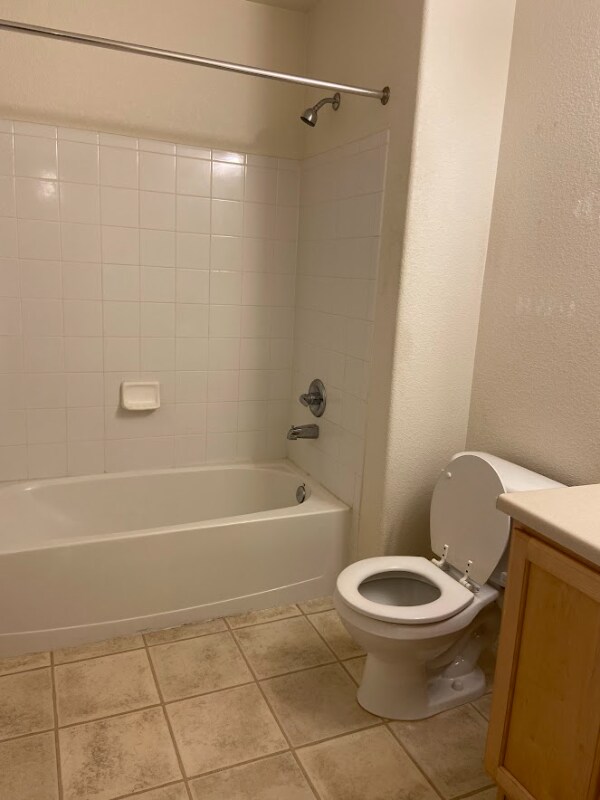 Building Photo - 5255 Memphis St