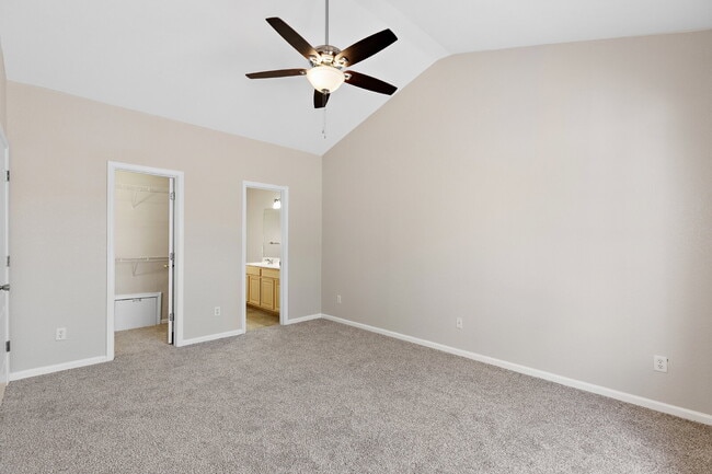 Building Photo - North Suffolk Rental