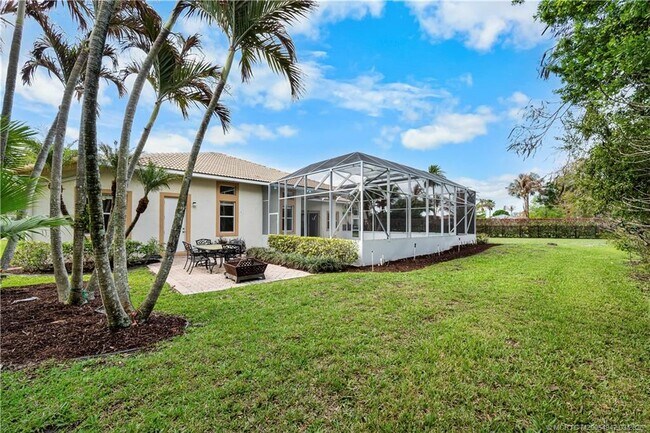 Building Photo - 2529 SW Park Meadows Trail