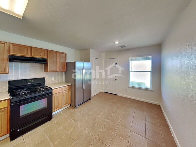 Building Photo - 3555 Red Meadows Dr