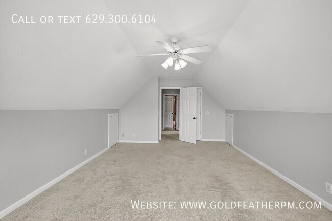 Building Photo - 3940 Waterford Way