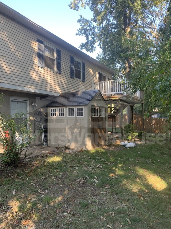Building Photo - 7107 Avesbury Ln