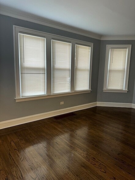 Building Photo - 10641 S Normal Ave