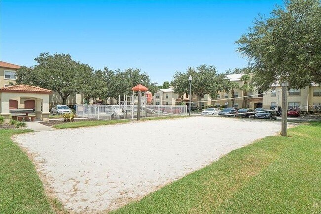Building Photo - 822 Camargo Way