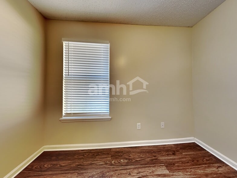 Building Photo - 4316 Campus Hills Cir