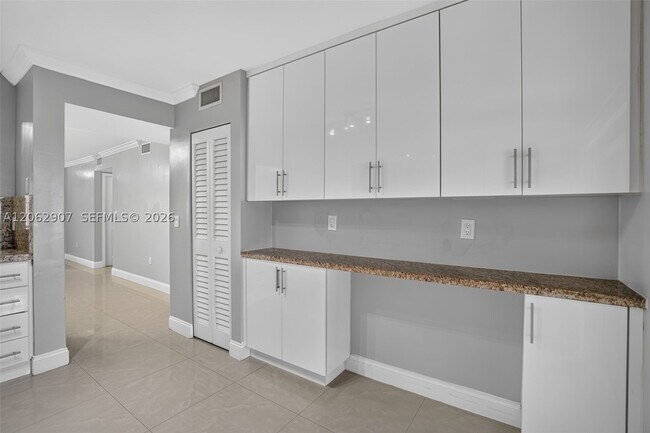 Building Photo - 7085 NW 173rd Dr