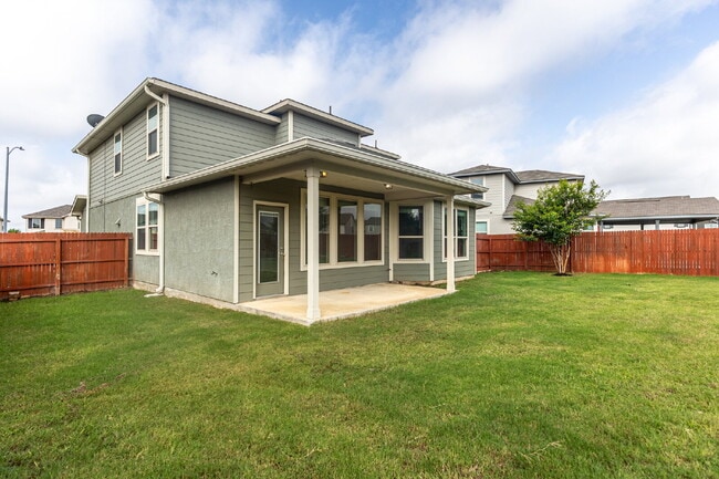 Building Photo - 6631 Gentry Farm