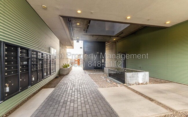 Building Photo - 1130 N 2nd St