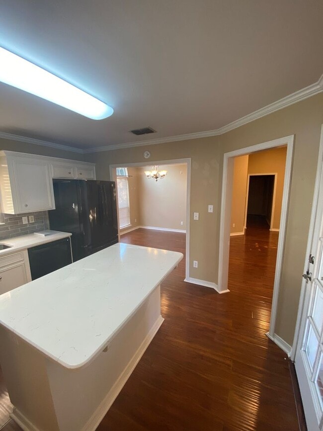 Building Photo - 3206 Hanover Ct