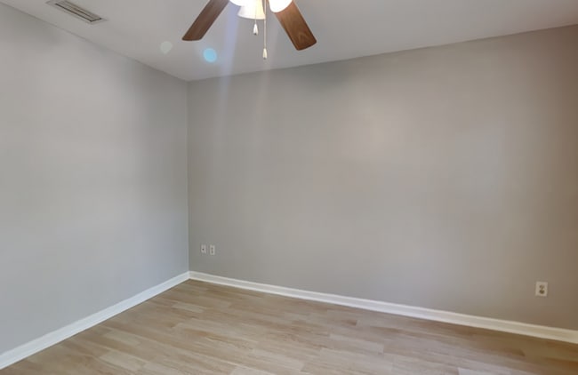 Building Photo - 838 S Parramore Ave