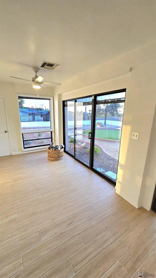 Building Photo - 2008 S 14th Ave