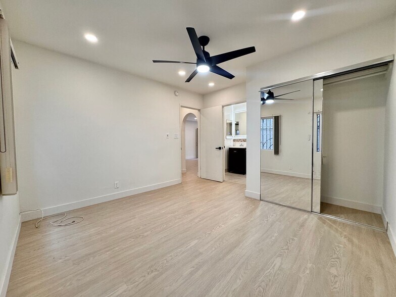 Building Photo - 3608 Keystone Av