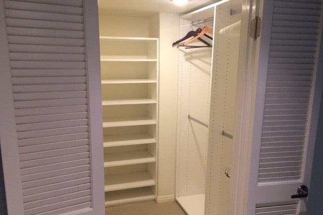 Master walk-in closet - 824 16th St