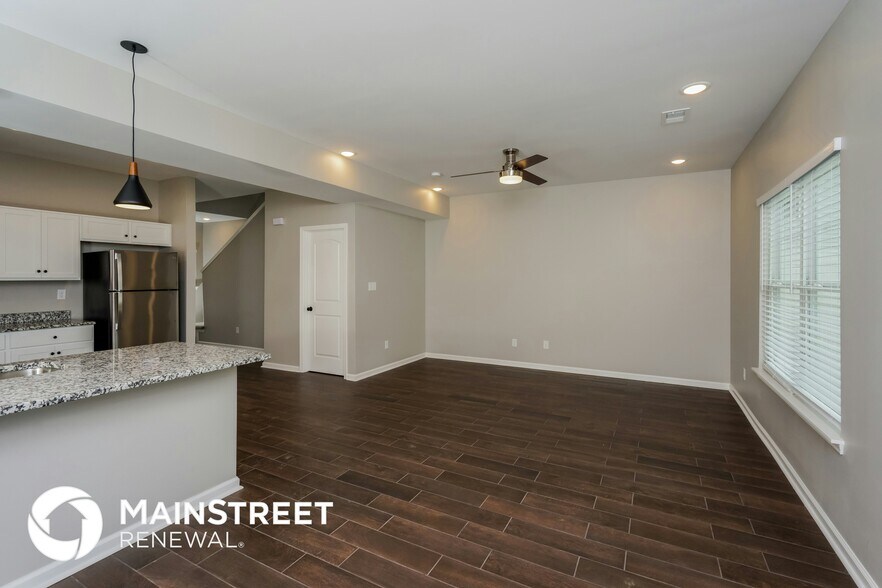 Building Photo - 2059 Paddle Wheel Dr