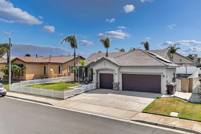 Building Photo - 1166 Brookmeade Cir