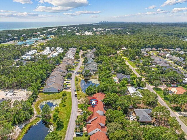 Building Photo - 42 Vía Largo