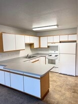 Building Photo - 2745 Glen Creek Pl