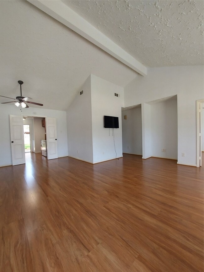 Building Photo - 3807 Quiet Pl Dr