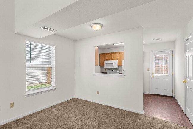 Building Photo - 2412-2414 Calder Ct.