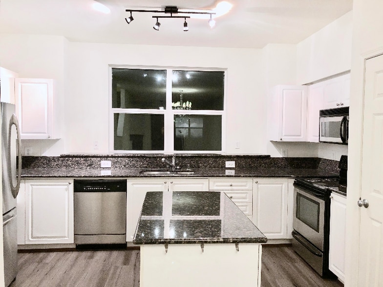 Building Photo - 3116 164th St SW