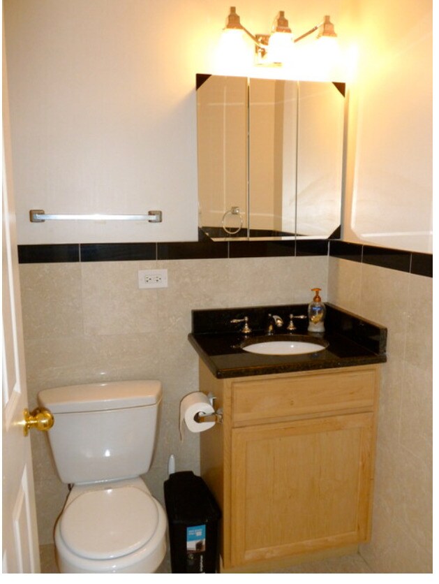 Bathroom #1 - Apt 3F, 2F - Harris Point Chicago