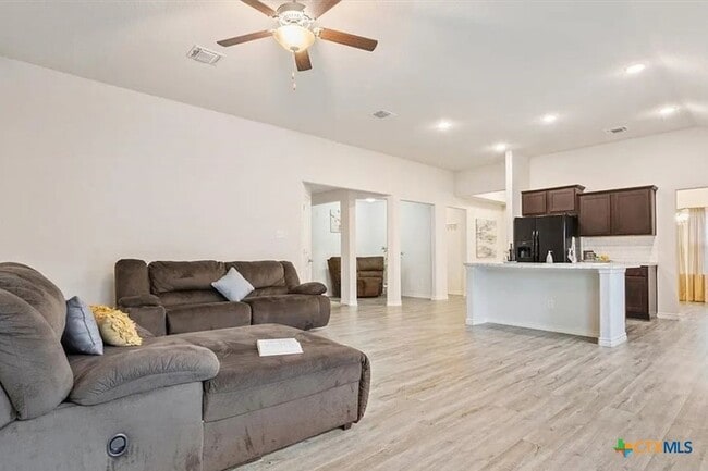 Building Photo - 6510 Catherine Dr