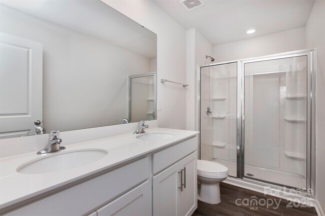Building Photo - 5159 Hyrule Dr